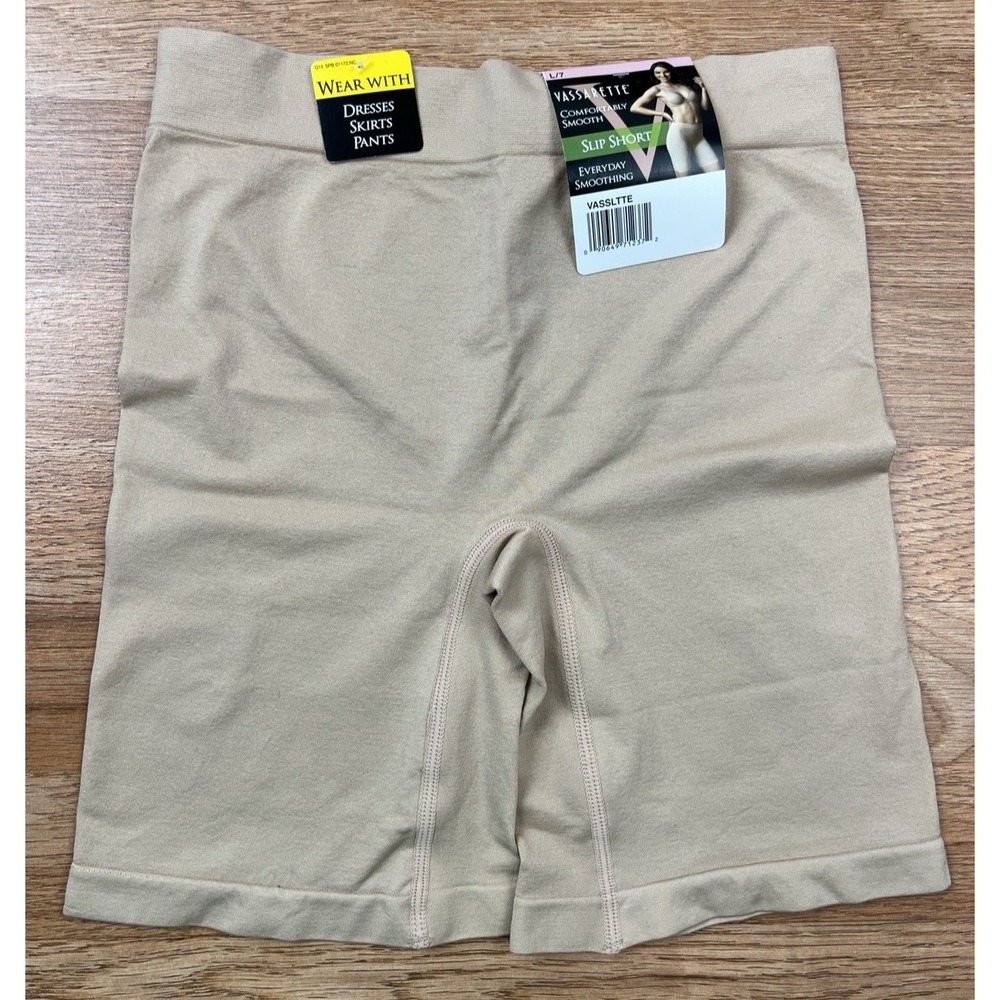 Vassarette Everday Smoothing Slip Short L/7 Latte NEW